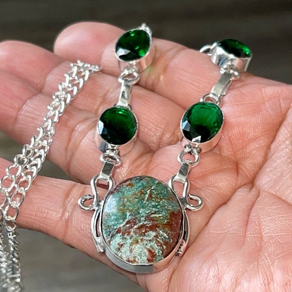 Chrysocolla Pendant Necklace - Picture 4 of 11